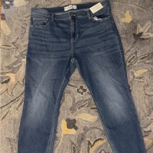 Hollister Dark Blue Skinny Jeans